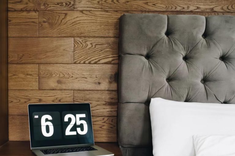 (5 Ways)How to Close the Gap Between Bed and Wall